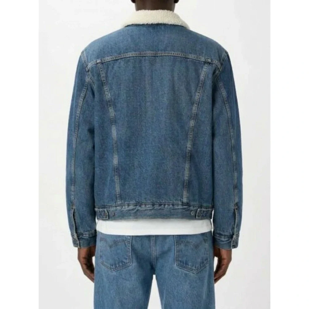 Levi's Premium Men's Blue Sherpa Lined Vintage Fit Trucker Jacket Size Medium